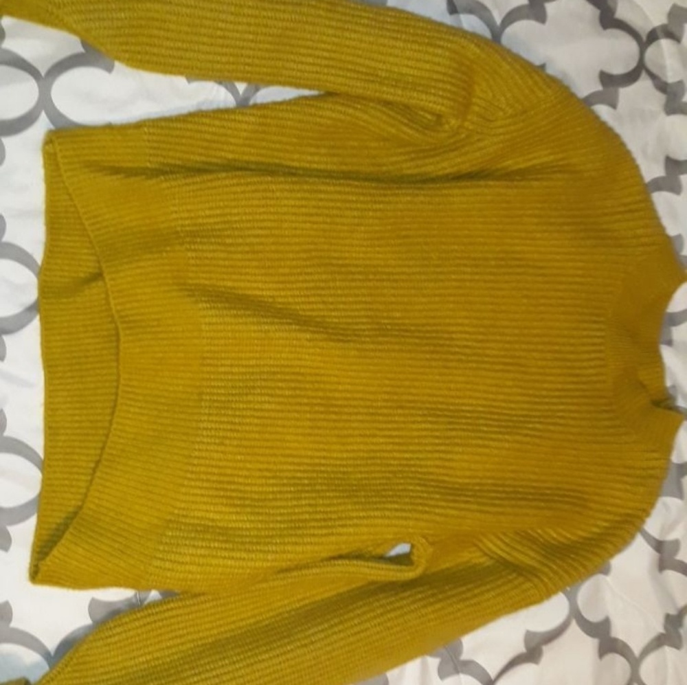 H&M Mustard Sweater